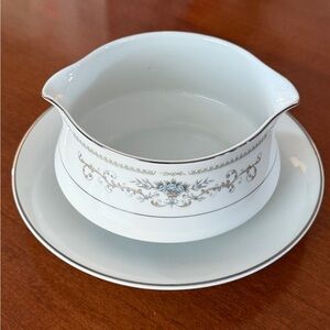 GRAVY BOAT-DIANE FINE PORCELAIN CHINA OF JAPAN.